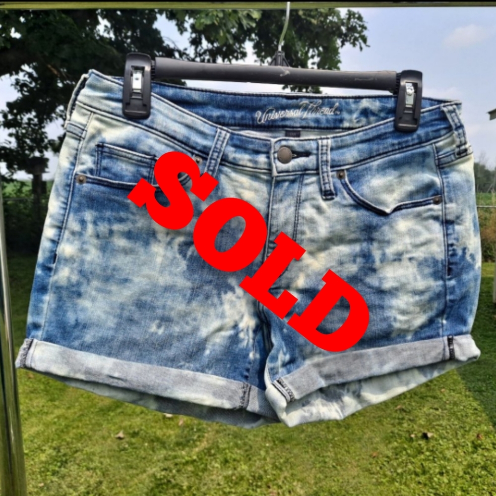 SOLD- Acid washed jean shorts